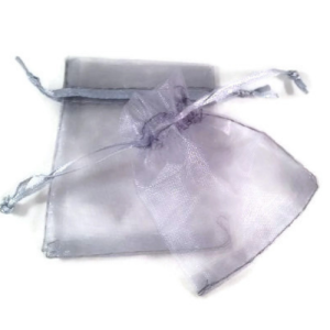 Organza zakje voor amberblokjes in grijs
